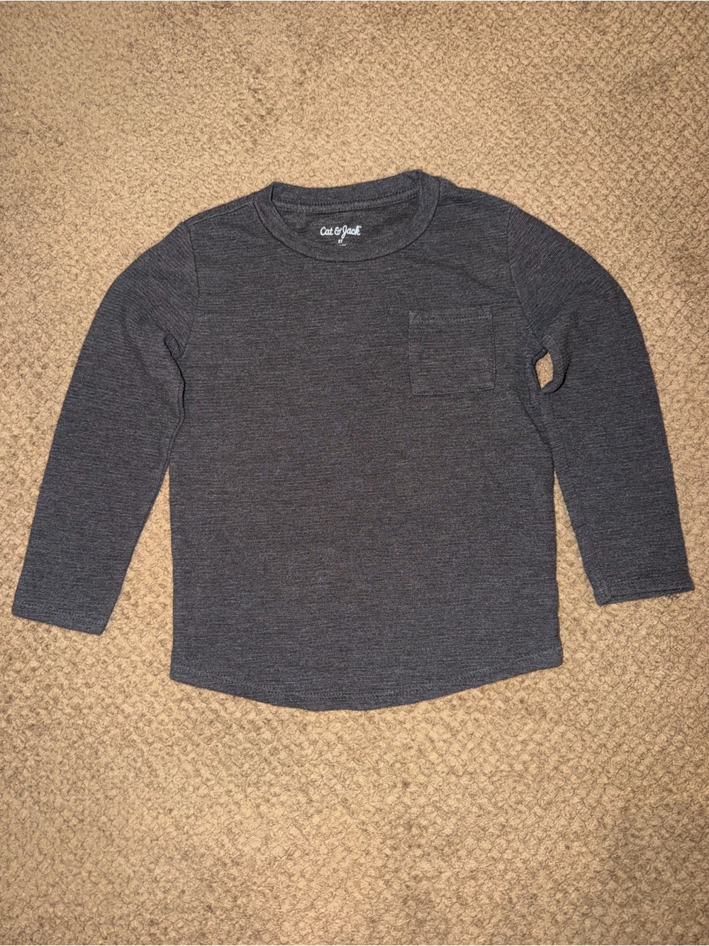 Cat & Jack Dark Charcoal Kid’s Long-Sleeve Knit Pocket Tee - 5T